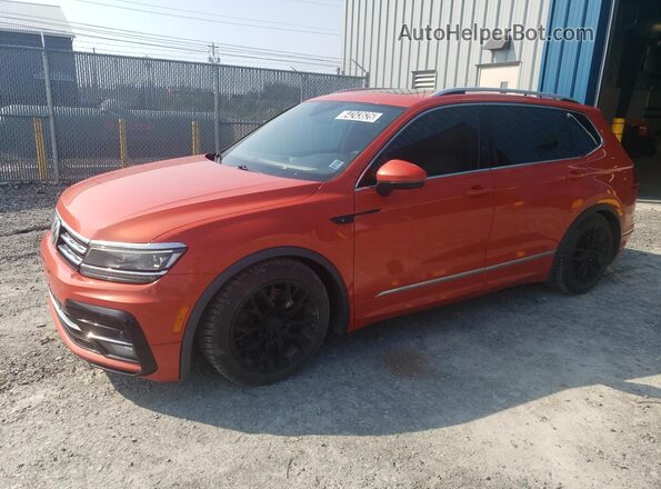3VV4B7AX9JM155324 2018 VOLKSWAGEN TIGUAN Orange 