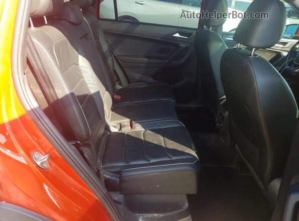 3VV4B7AX9JM155324 2018 VOLKSWAGEN TIGUAN Orange უკანა სავარძლების ხედი