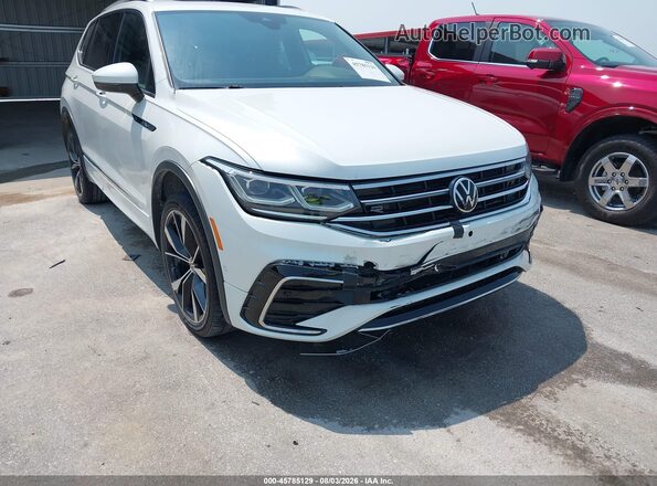 3VV4B7AX9PM047195 2023 VOLKSWAGEN TIGUAN White Front view