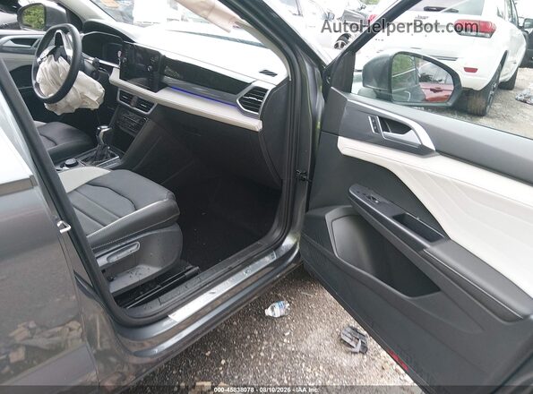 3VV4C7B2XSM021519 2025 VOLKSWAGEN TAOS Gray Vista interior delantera