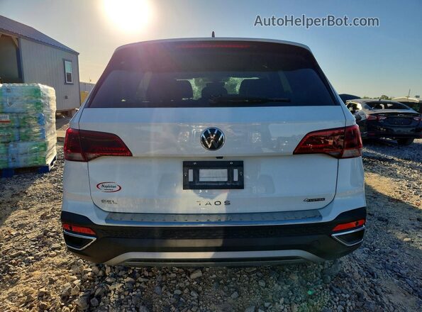 3VV4X7B25RM044642 2024 VOLKSWAGEN TAOS White Widok z tyłu
