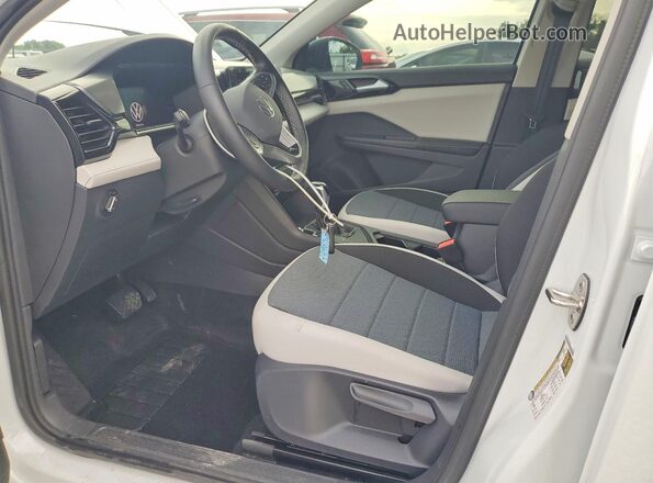 3VV5C7B23TM025224 2026 VOLKSWAGEN TAOS White Սալոնի դիմացի տեսք