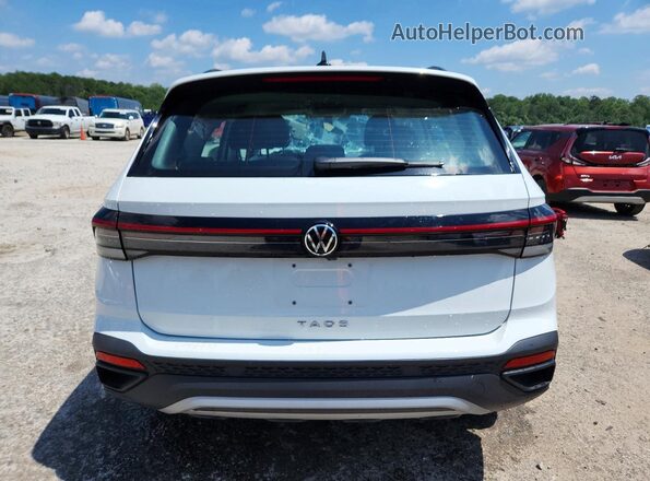 3VV5C7B23TM064931 2026 VOLKSWAGEN TAOS White Widok z tyłu