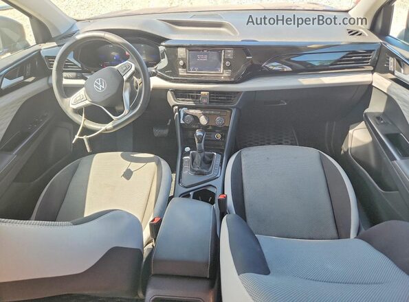 3VV5X7B28RM082287 2024 VOLKSWAGEN TAOS Синий Вид панели приборов