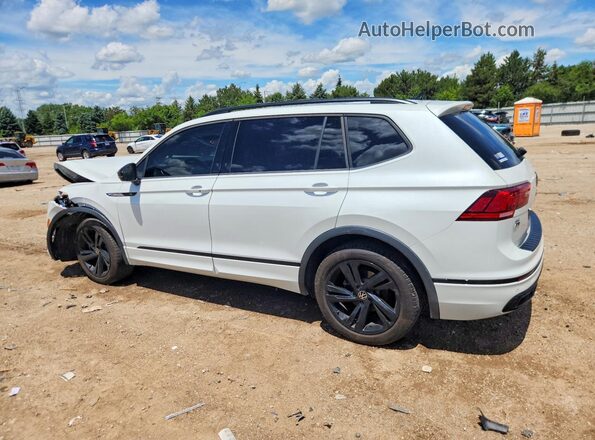 3VV8B7AX0RM185549 2024 VOLKSWAGEN TIGUAN Белый Задняя левая четверть