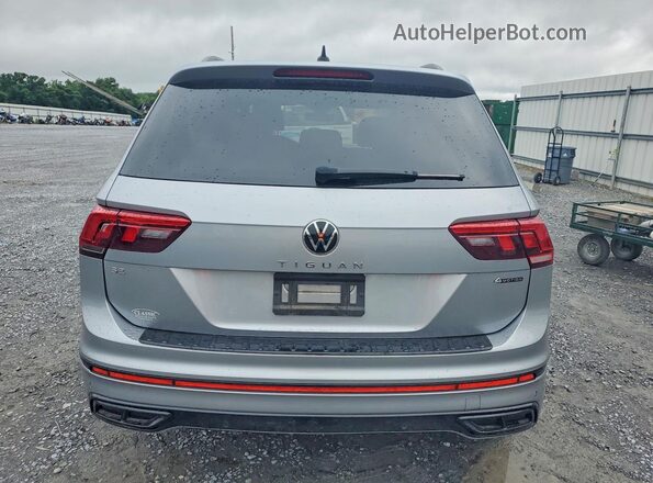 3VV8B7AX1RM113839 2024 VOLKSWAGEN TIGUAN Silver Հետևի տեսք