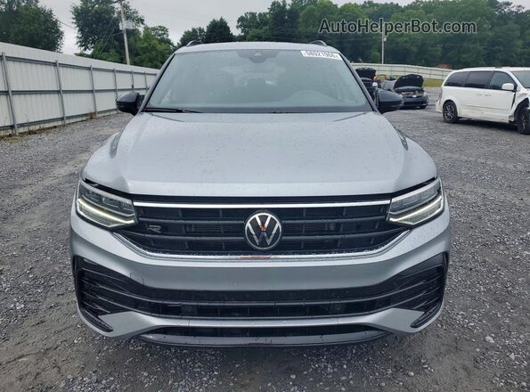 3VV8B7AX1RM113839 2024 VOLKSWAGEN TIGUAN Silver Դիմացի տեսք