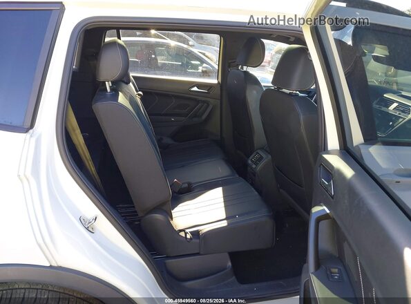 3VV8B7AX4RM073837 2024 VOLKSWAGEN TIGUAN White VIN կոդի պիտակի տեսք