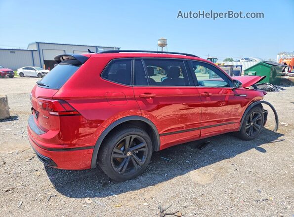 3VV8B7AX4RM228967 2024 VOLKSWAGEN TIGUAN Red Trasero derecho