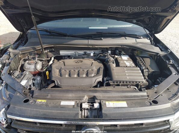 3VV8B7AX5RM046971 2024 VOLKSWAGEN TIGUAN Black Rear view