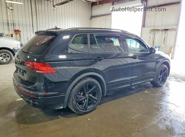 3VV8B7AX5RM180993 2024 VOLKSWAGEN TIGUAN Black Tył prawy