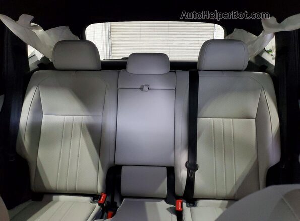 3VV8B7AX5RM180993 2024 VOLKSWAGEN TIGUAN Black Widok tylnych siedzeń