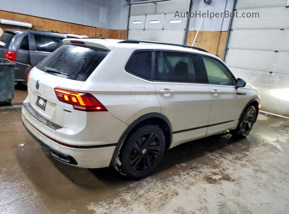 3VV8B7AX6RM089909 2024 VOLKSWAGEN TIGUAN White Задня права чверть