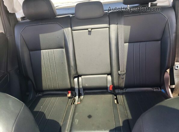 3VV8B7AX6RM102934 2024 VOLKSWAGEN TIGUAN Silver Հետևի նստատեղերի տեսք