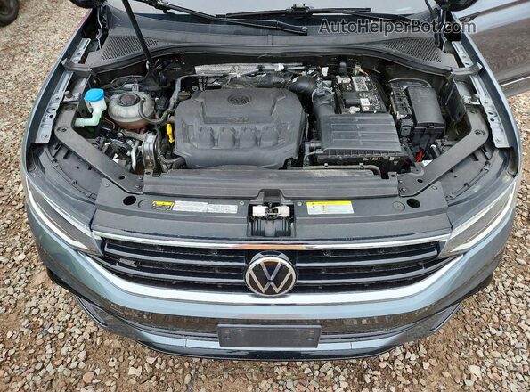 3VV8B7AX8NM126095 2022 VOLKSWAGEN TIGUAN Charcoal Вид підкапотного простору
