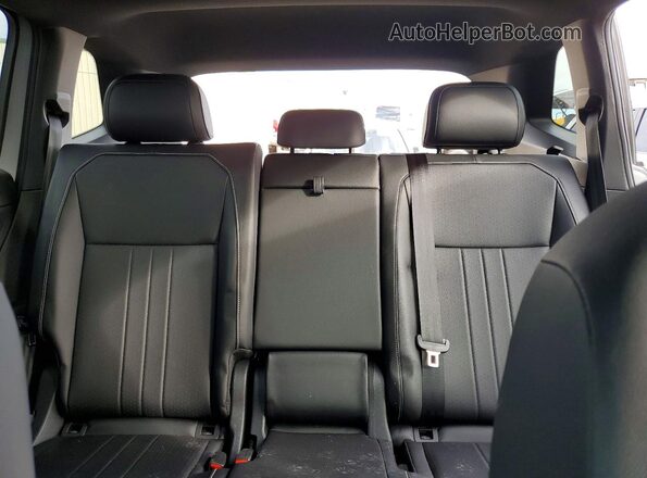 3VV8B7AX8PM114192 2023 VOLKSWAGEN TIGUAN Серый Вид задних сидений