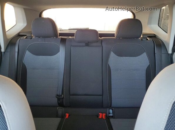 3VV8C7B26SM045477 2025 VOLKSWAGEN TAOS White Widok tylnych siedzeń