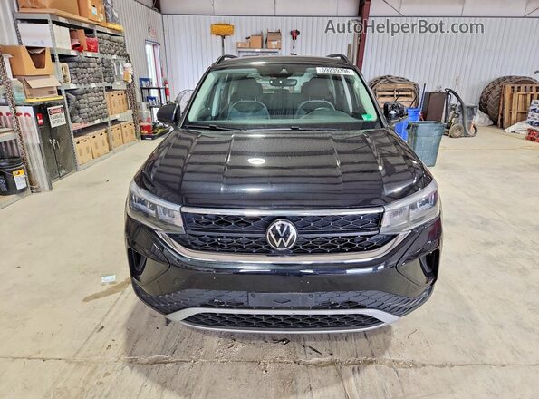 3VV8X7B27RM088062 2024 VOLKSWAGEN TAOS Black Widok z przodu