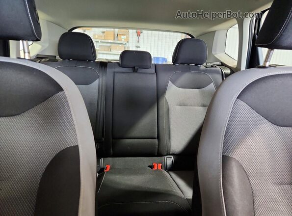 3VV8X7B27RM088062 2024 VOLKSWAGEN TAOS Black Widok tylnych siedzeń
