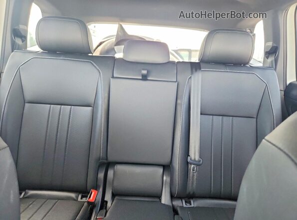 3VVCB7AX0PM134849 2023 VOLKSWAGEN TIGUAN White Widok tylnych siedzeń