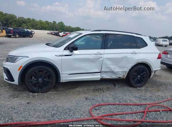 3VVCB7AX1NM069748 2022 VOLKSWAGEN TIGUAN White Панорамний вид салону 360°