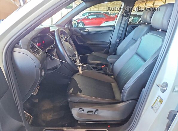 3VVCB7AX1PM011853 2023 VOLKSWAGEN TIGUAN White Vista interior delantera