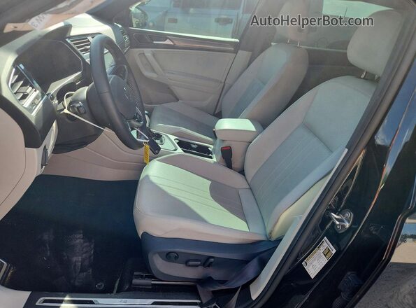 3VVCB7AX2PM075951 2023 VOLKSWAGEN TIGUAN Black Vista interior delantera