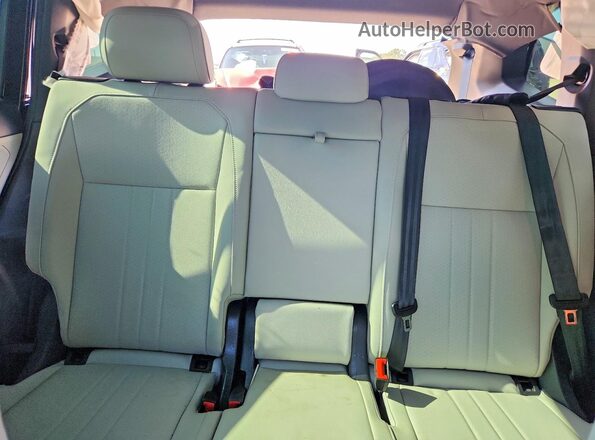 3VVCB7AX2PM075951 2023 VOLKSWAGEN TIGUAN Black Vista de los asientos traseros