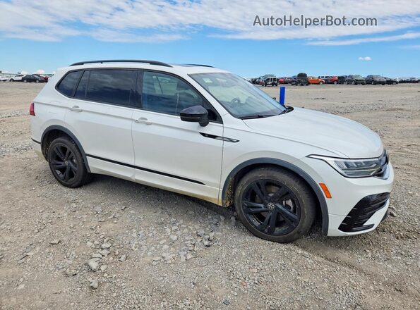 3VVCB7AX3PM049097 2023 VOLKSWAGEN TIGUAN White Front right