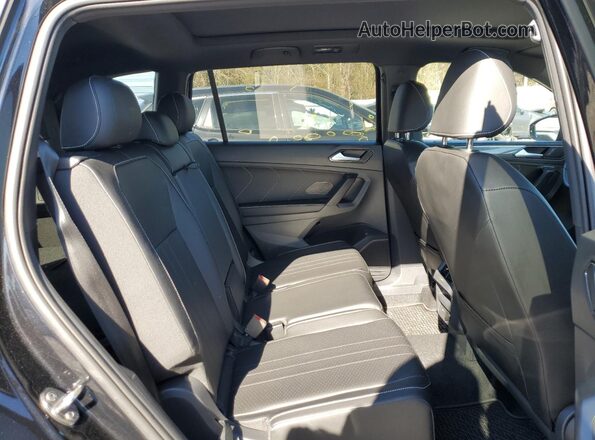 3VVCB7AX3PM113168 2023 VOLKSWAGEN TIGUAN Black Вид задньої частини салону