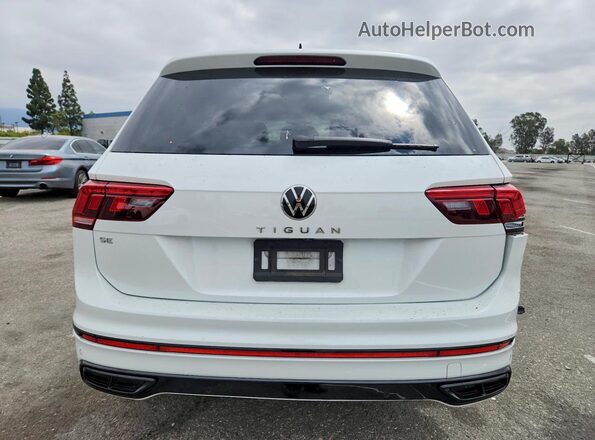 3VVCB7AX6NM077764 2022 VOLKSWAGEN TIGUAN White Вид ззаду