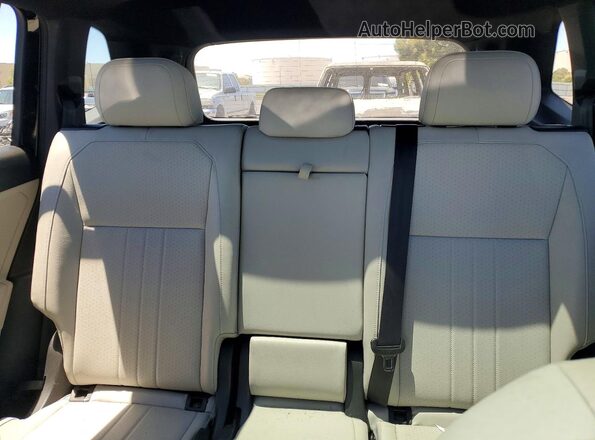 3VVCB7AX6PM034142 2023 VOLKSWAGEN TIGUAN Black Widok tylnych siedzeń