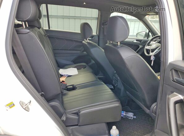 3VVCB7AX6RM055138 2024 VOLKSWAGEN TIGUAN White Widok wnętrza z tyłu