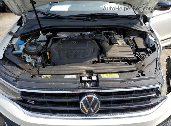 3VVCB7AX6RM055138 2024 VOLKSWAGEN TIGUAN White Widok komory silnika
