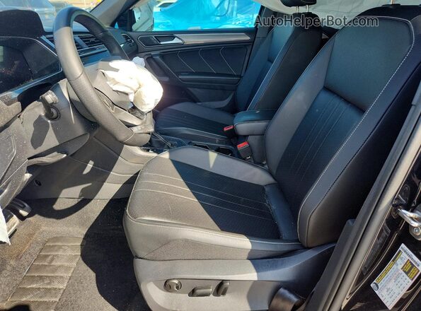 3VVCB7AX6RM202638 2024 VOLKSWAGEN TIGUAN Черный Вид салона спереди