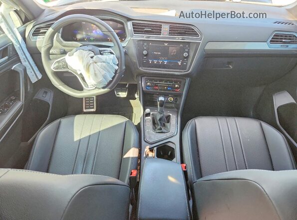 3VVCB7AX6RM202638 2024 VOLKSWAGEN TIGUAN Черный Вид панели приборов