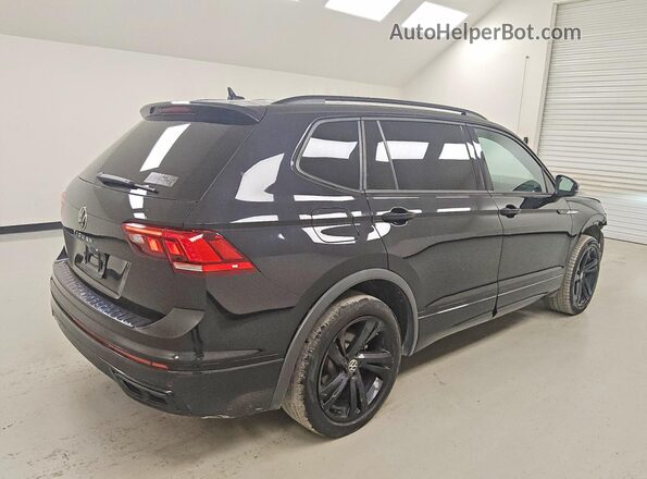 3VVCB7AX8PM061827 2023 VOLKSWAGEN TIGUAN Черный Задняя правая четверть