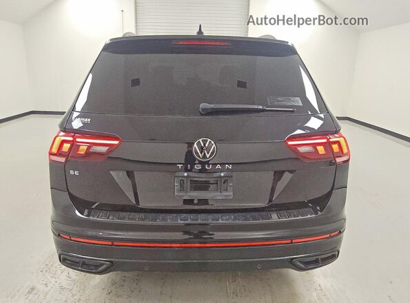 3VVCB7AX8PM061827 2023 VOLKSWAGEN TIGUAN Черный Вид сзади