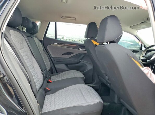 3VVCR7RM2SM056475 2025 VOLKSWAGEN TIGUAN Черный Вид задней части салона