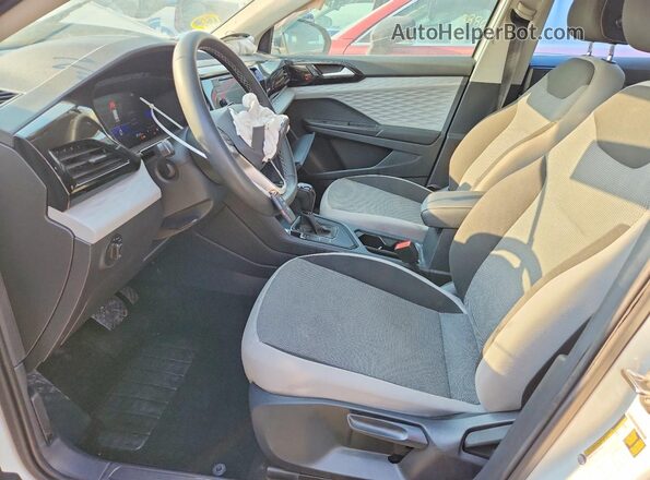 3VVCX7B22PM369287 2023 VOLKSWAGEN TAOS White წინა სალონის ხედი