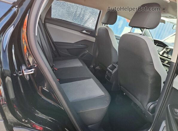 3VVCX7B24NM079047 2022 VOLKSWAGEN TAOS Black Вид задньої частини салону