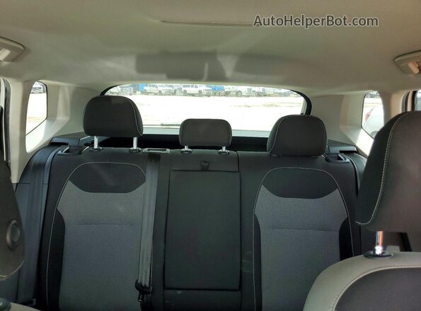 3VVCX7B2XNM014638 2022 VOLKSWAGEN TAOS Белый Вид задних сидений