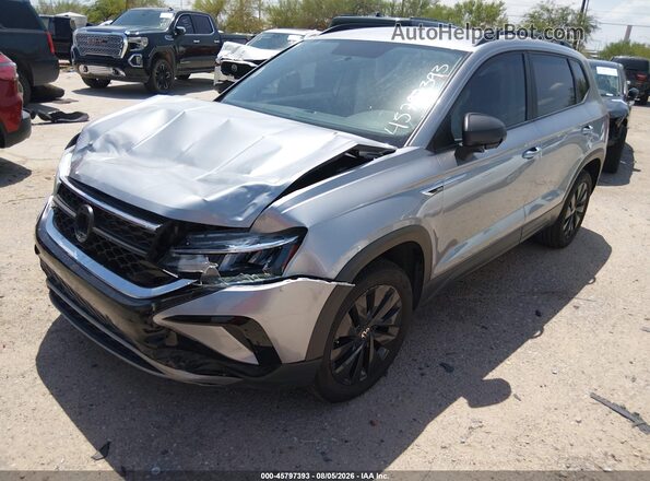 3VVCX7B2XNM017717 2022 VOLKSWAGEN TAOS Серебряный Передняя левая четверть