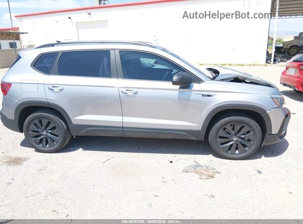 3VVCX7B2XNM017717 2022 VOLKSWAGEN TAOS Серебряный Вид щитка приборов