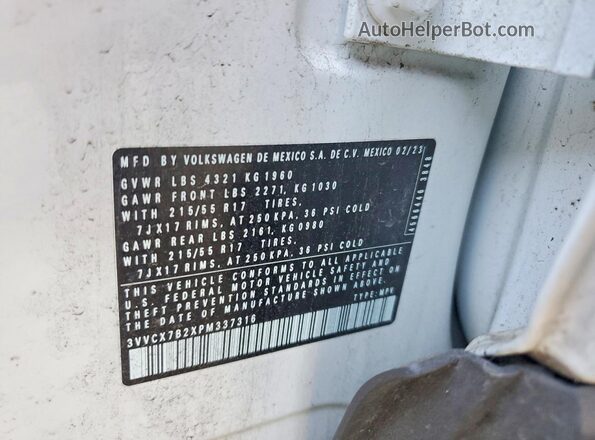 3VVCX7B2XPM337316 2023 VOLKSWAGEN TAOS White Vista del compartimento del motor