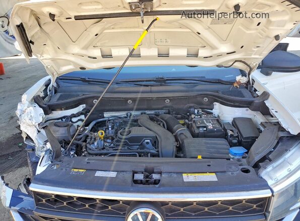 3VVCX7B2XPM337316 2023 VOLKSWAGEN TAOS White Vista interior trasera