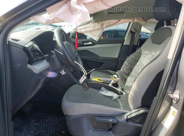 3VVDX7B26PM381639 2023 VOLKSWAGEN TAOS Серый Вид салона спереди