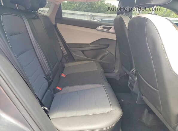 3VVEC7B28SM015805 2025 VOLKSWAGEN TAOS Gray Widok wnętrza z tyłu