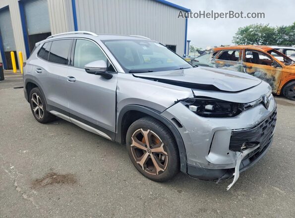 3VVER7RM1TM018410 2026 VOLKSWAGEN TIGUAN Silver Przód prawy