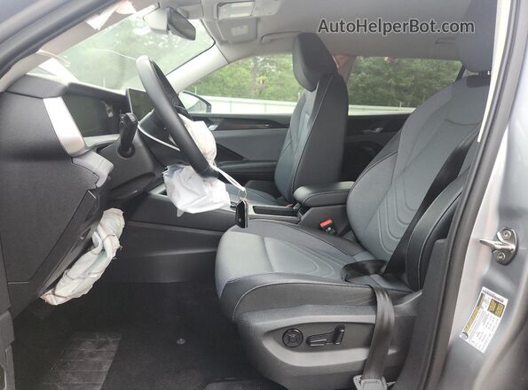 3VVER7RM1TM018410 2026 VOLKSWAGEN TIGUAN Silver Widok wnętrza 360 stopni